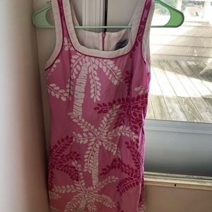 Cute pink Lilly Pulitzer dress!!